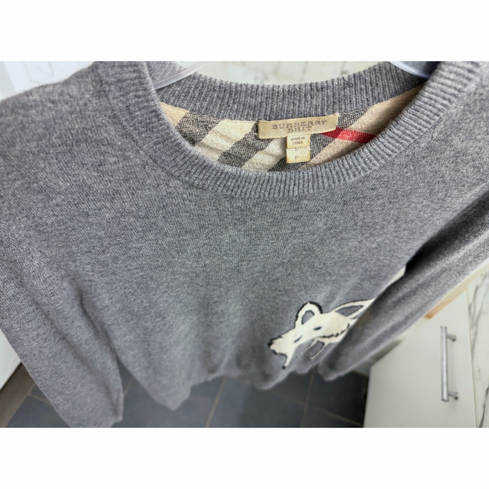 Burberry Brit Fox Wraparound Gray Crewneck Sweater Cashmere Wool Animal Print S - Picture 7 of 15